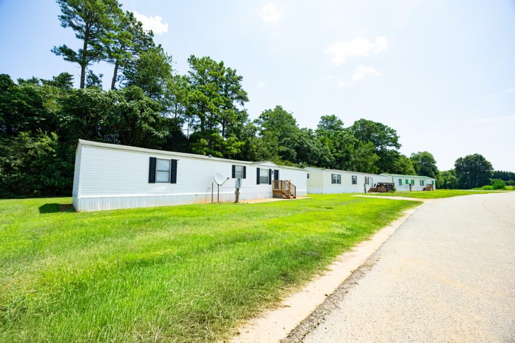 housing, homes for sale in Taylors, Mauldin, Greer, Greer SC neighborhood setting