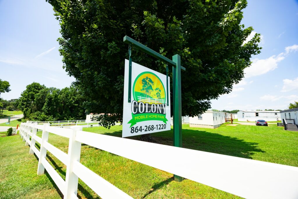 Greenville County manufactured homes, paved neighborhood roads, listings, Mauldin, suburban
