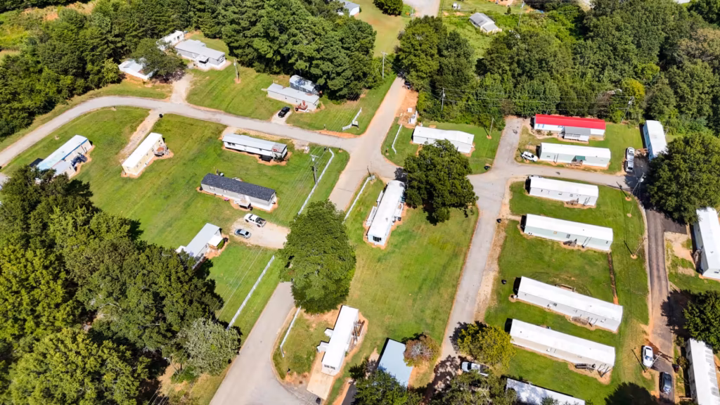 Greer SC neighborhood setting, suburban, Easley, Old South Asset Management community, Mauldin