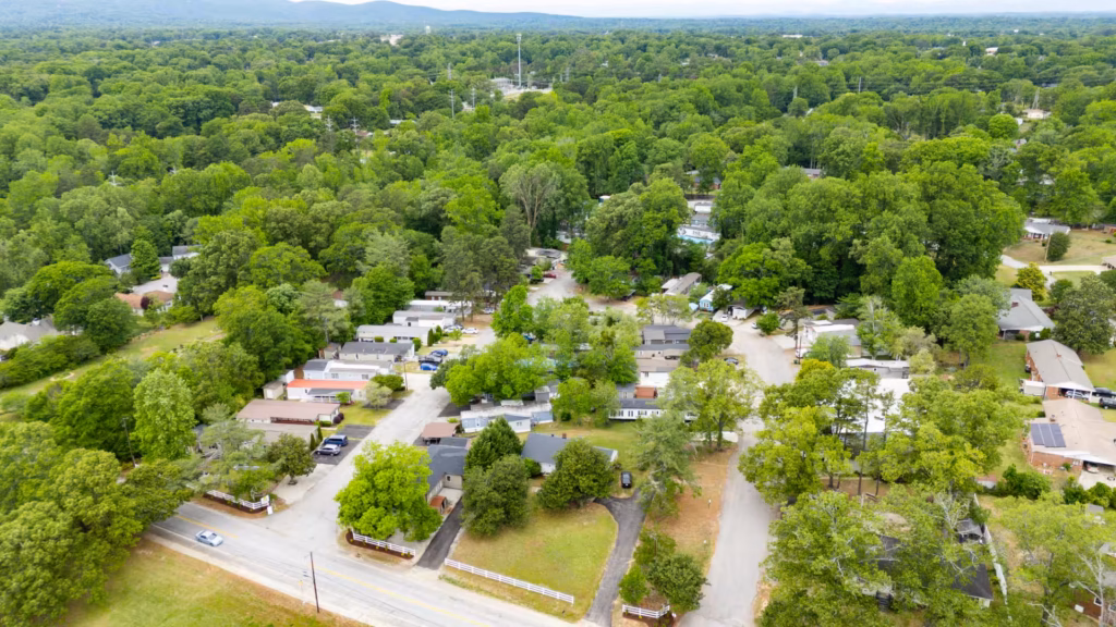Greer, paved neighborhood roads, Carolina, streetscape, homes for sale in Taylors