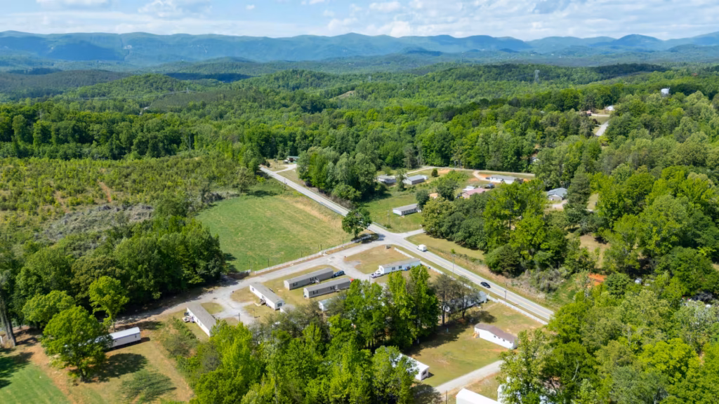 exterior, family friendly neighborhood SC, Taylors, homesite, professional property management SC