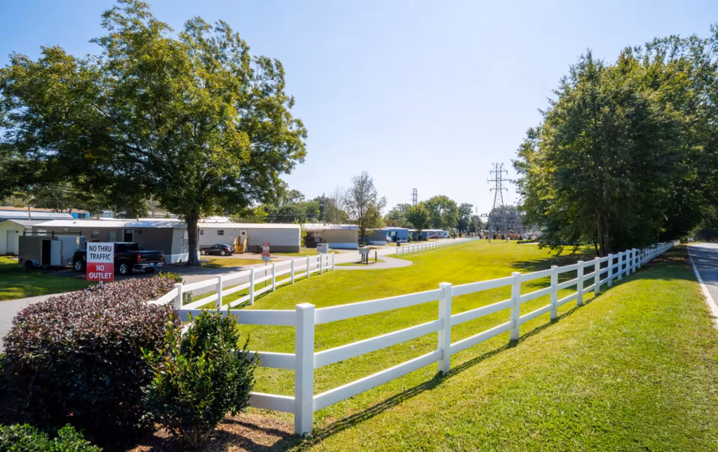 managed mobile home communities, Carolina, neighborhood, Greenville, Greer SC neighborhood setting