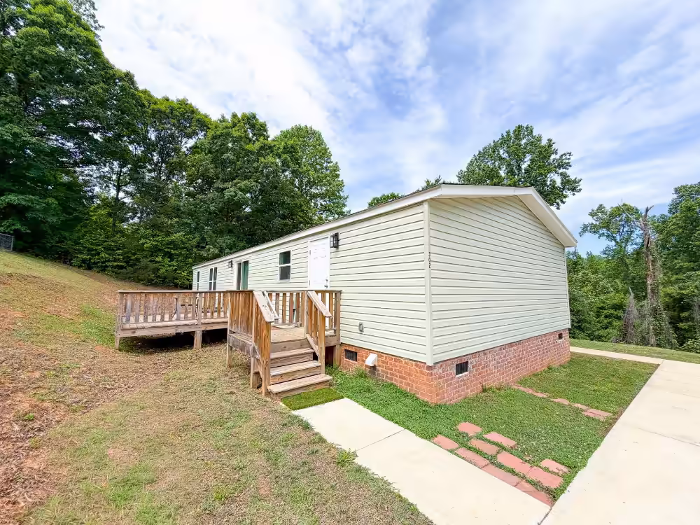 Greenville, mobile home parks in South Carolina, exterior, neighborhood, affordable homes in Upstate SC