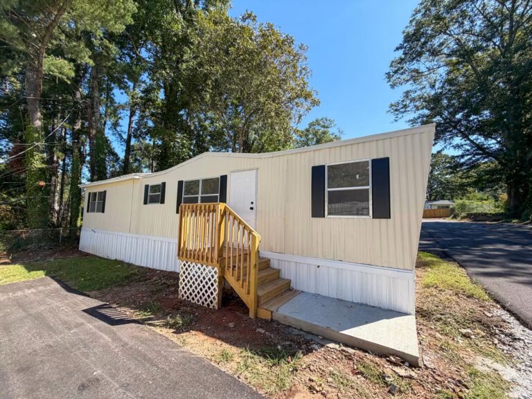 residential, Mauldin, paved neighborhood roads, available lots for rent, Easley