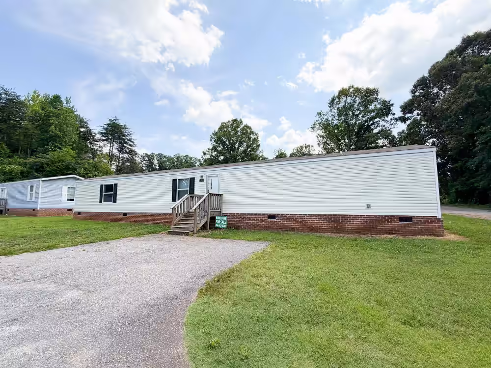 streetscape, mobile home parks in South Carolina, Mauldin, Greer, available lots for rent