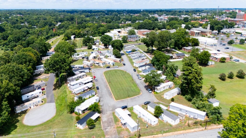 Greenville County manufactured homes, exterior, affordable housing in Easley, Pelzer, homesite